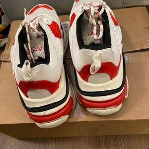 Chunky Red and White Sneakers with Layered Sole